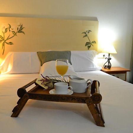 Hostal Toribio Galaroza Extérieur photo