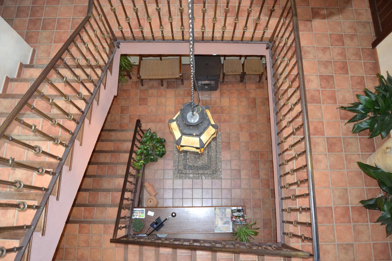 Hostal Toribio Galaroza Extérieur photo